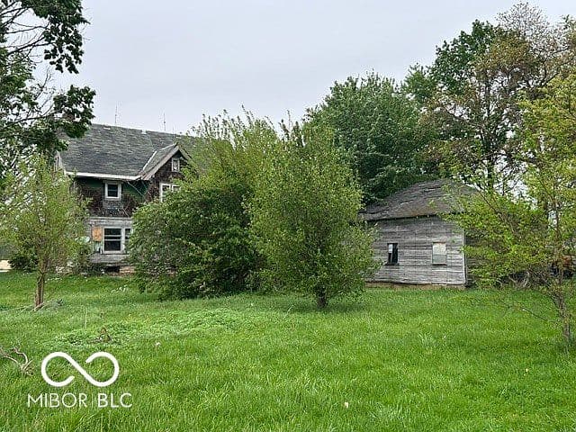 Listing photo 5