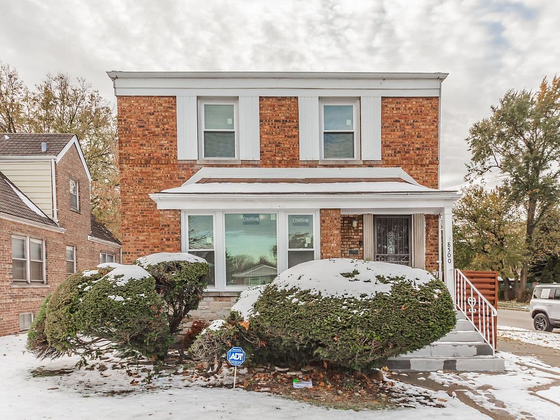 Primary listing photo