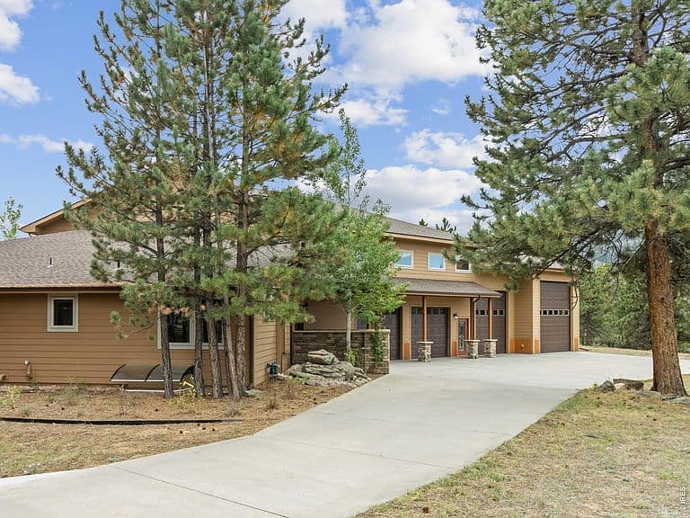 Listing photo 4