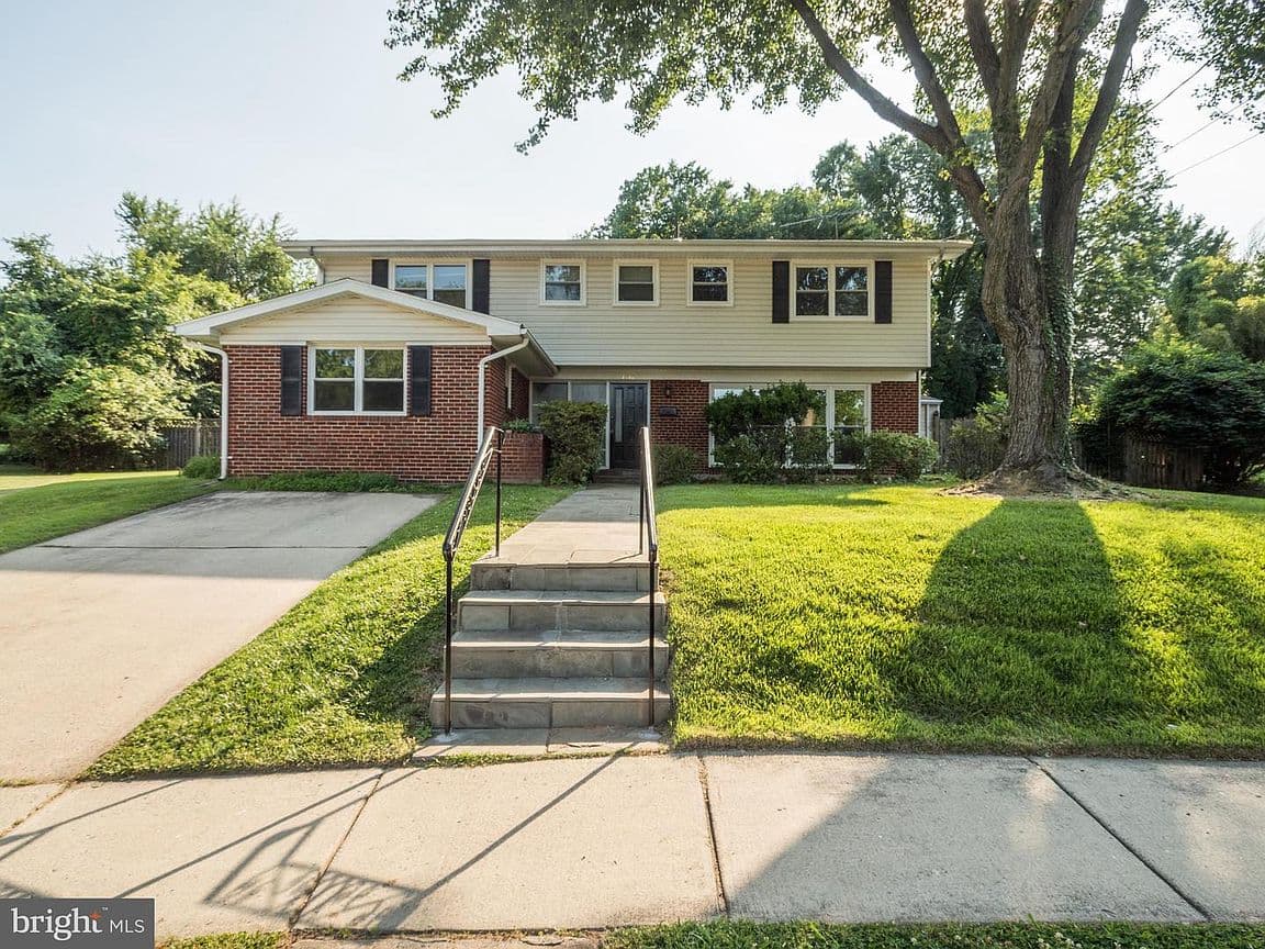 Primary listing photo