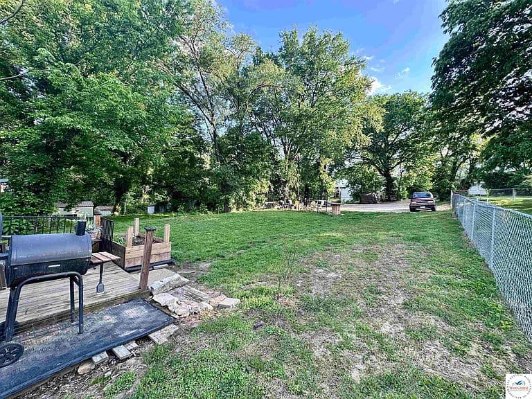 Listing photo 5
