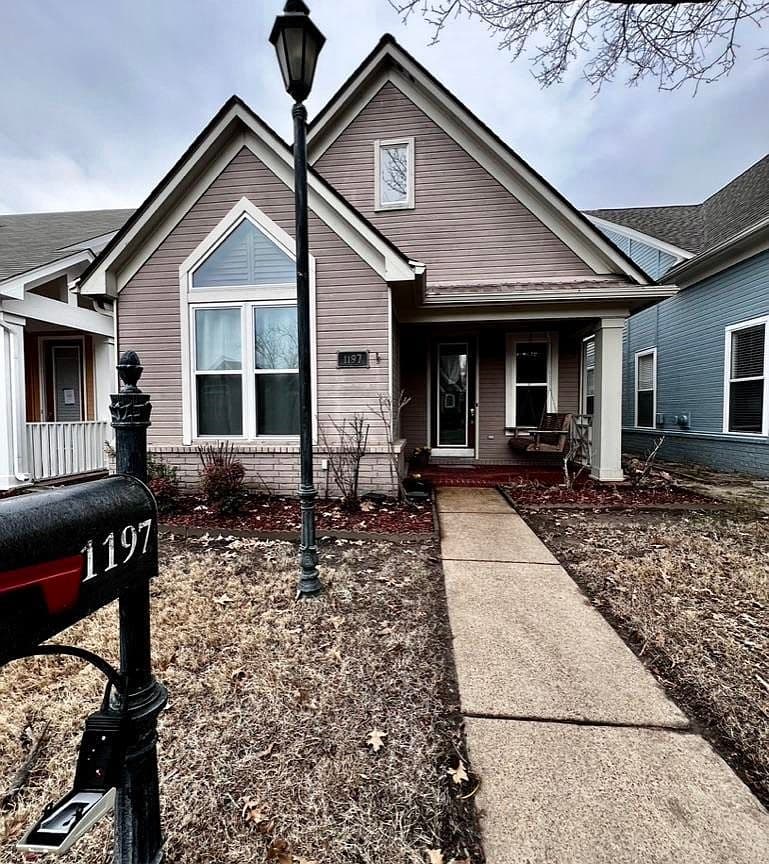 Primary listing photo