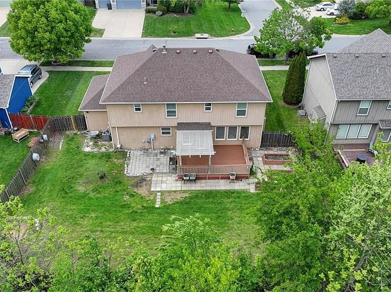 Listing photo 3