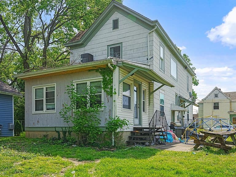 Listing photo 5