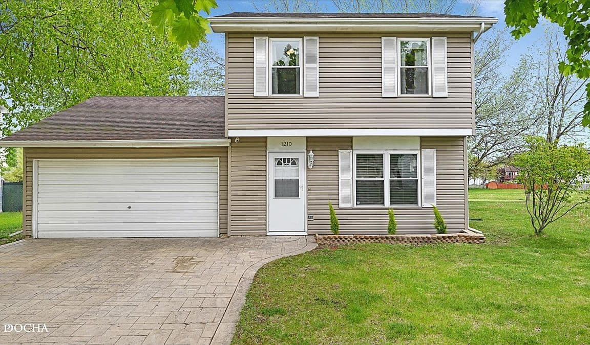 Primary listing photo
