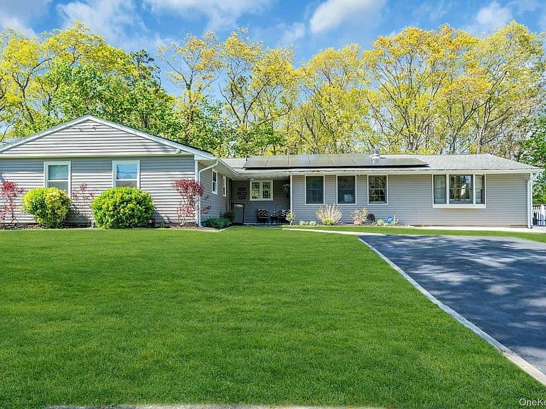 Listing photo