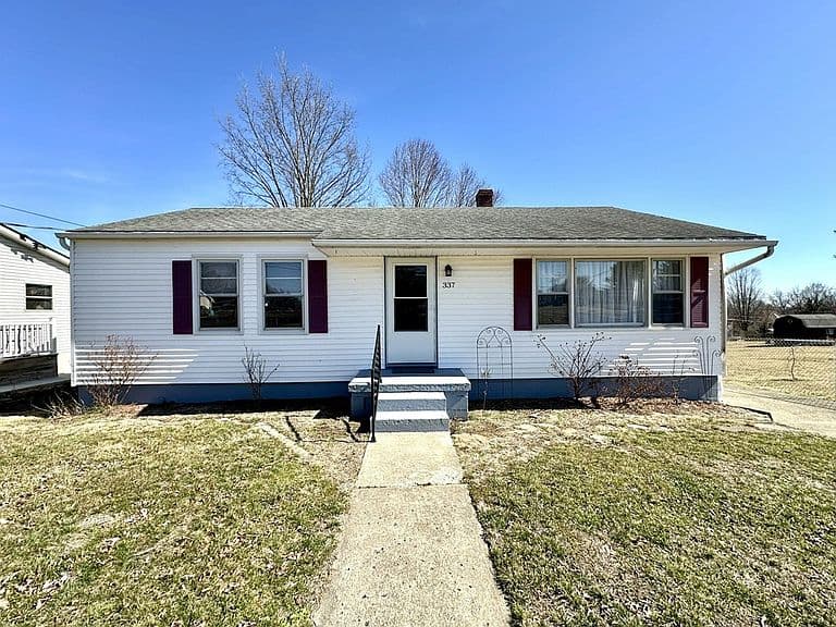 Listing photo 2
