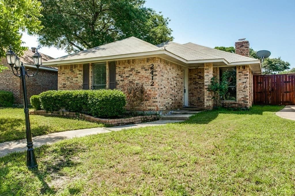 Primary listing photo