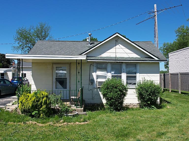 Listing photo 3