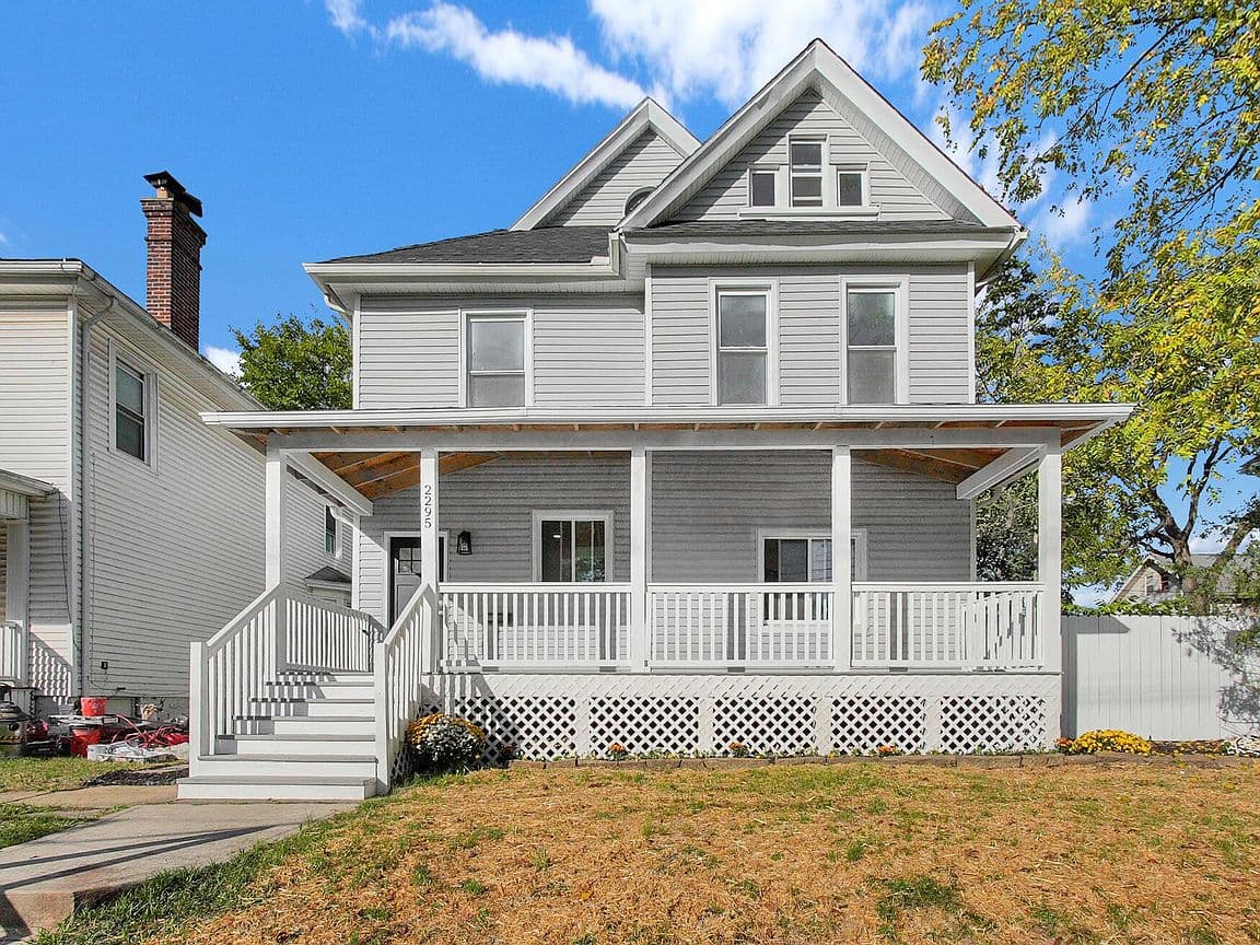 Primary listing photo