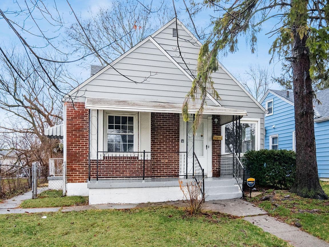 Primary listing photo