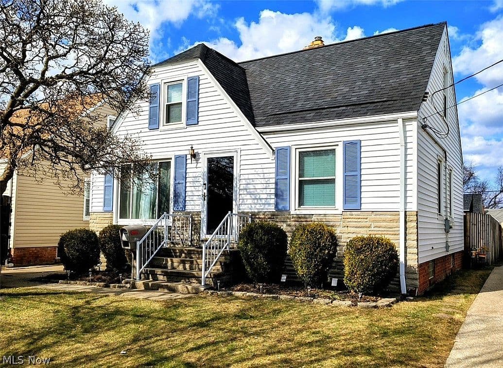 Primary listing photo
