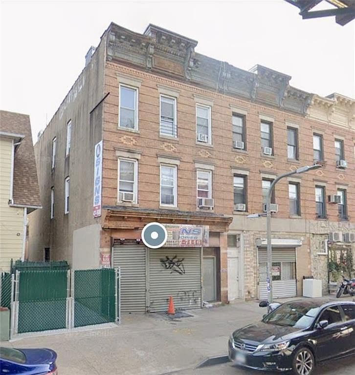 Primary listing photo