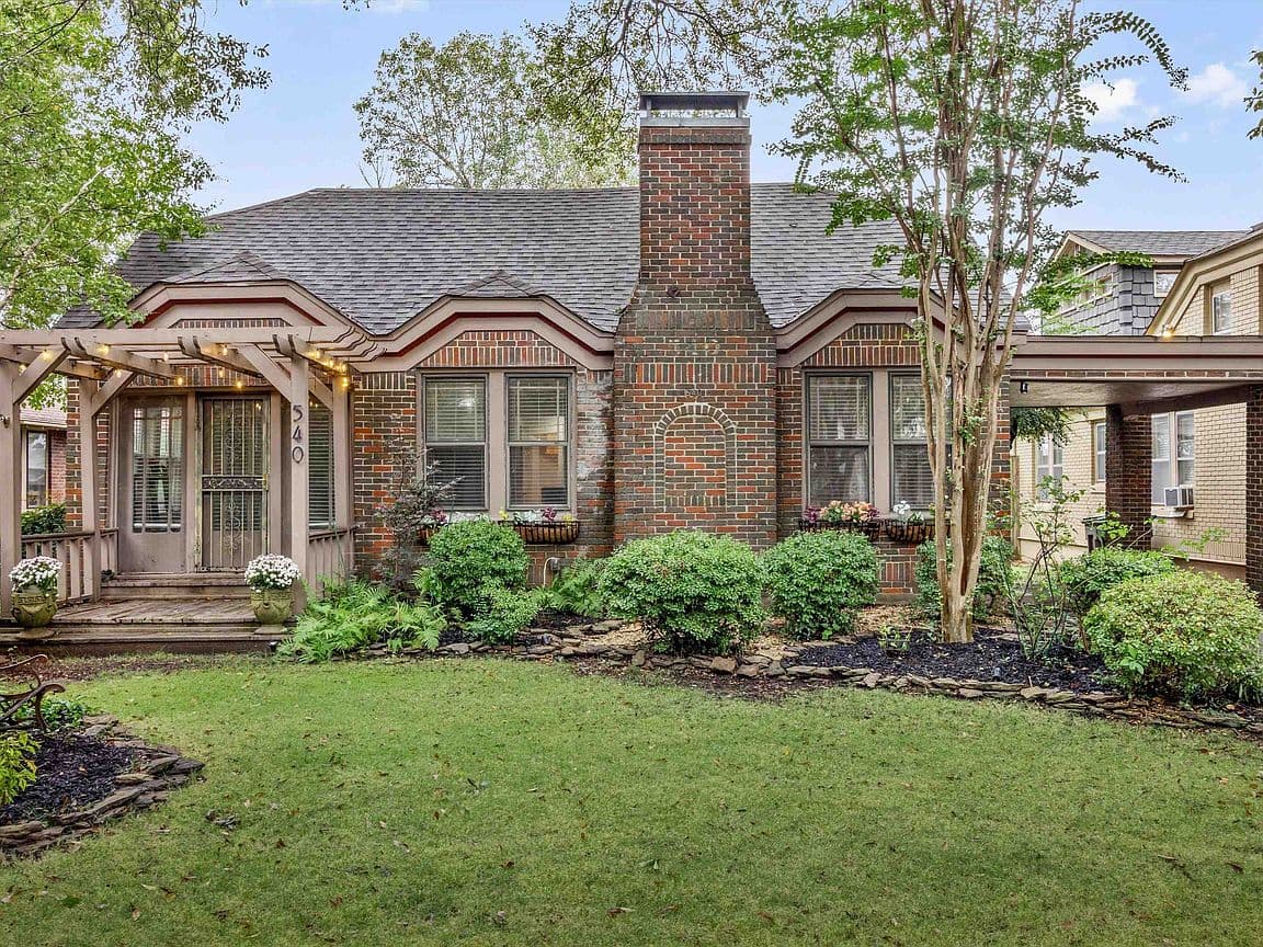 Primary listing photo