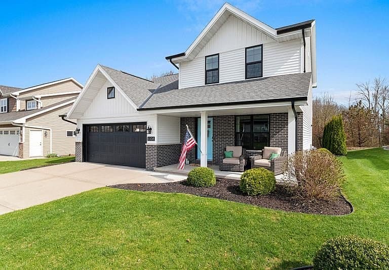 Listing photo 2