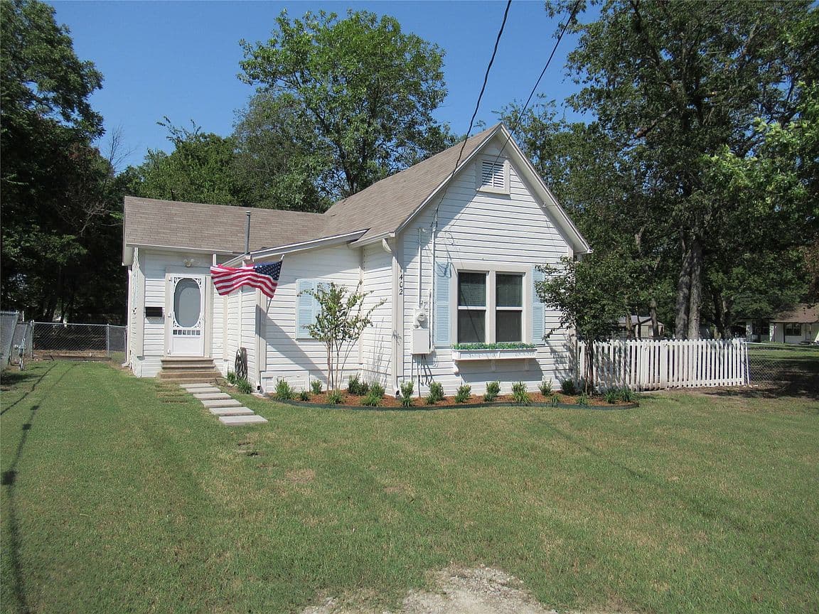 Primary listing photo