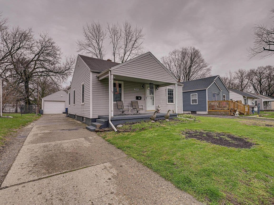 Primary listing photo