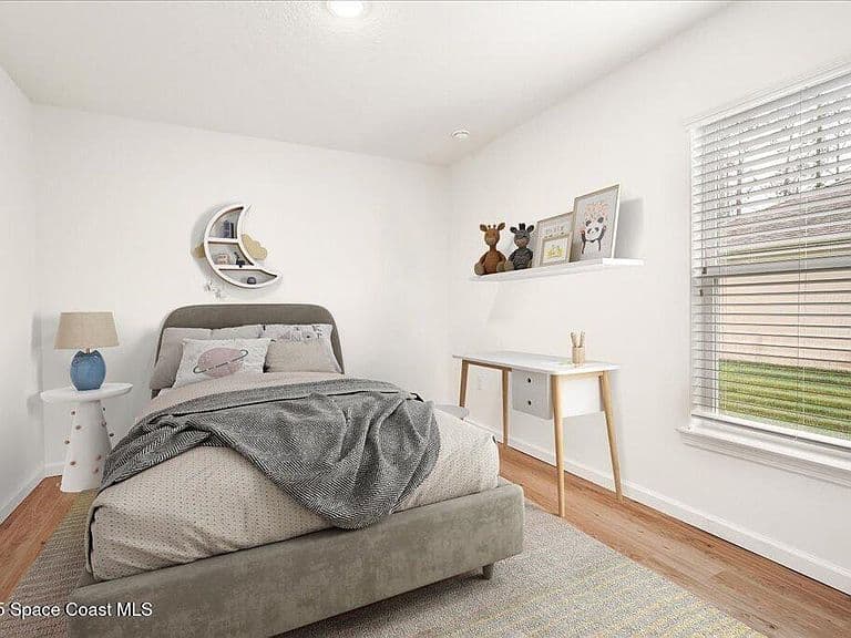 Listing photo 5