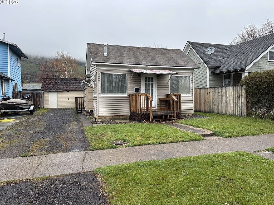 Primary listing photo