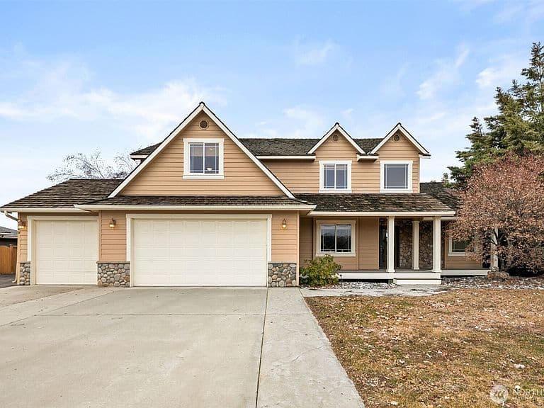 Listing photo 4