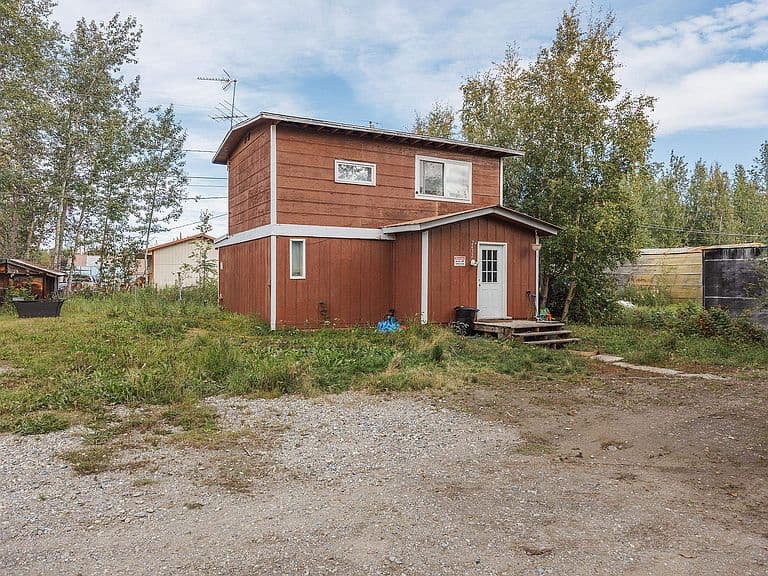 Listing photo 5