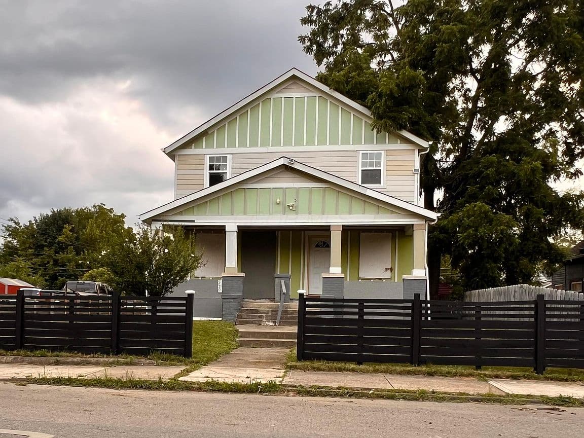 Primary listing photo