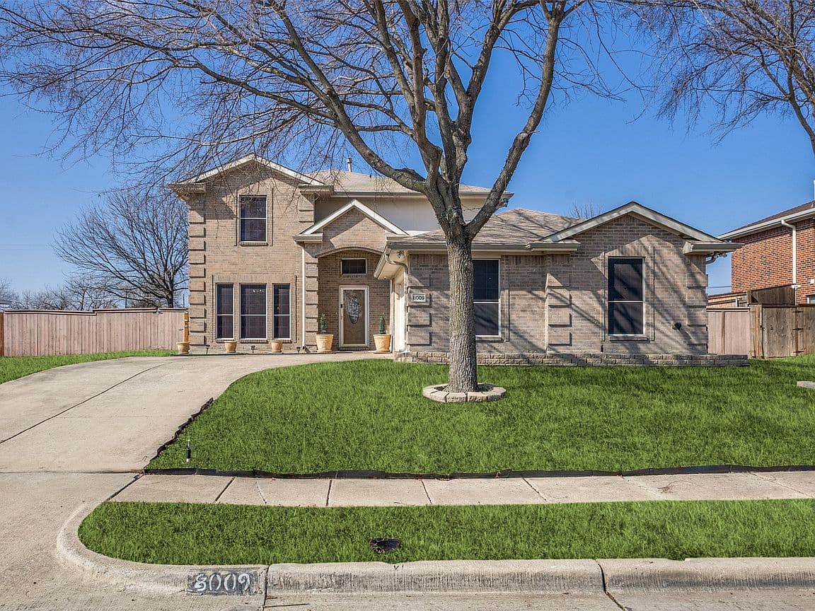 Primary listing photo