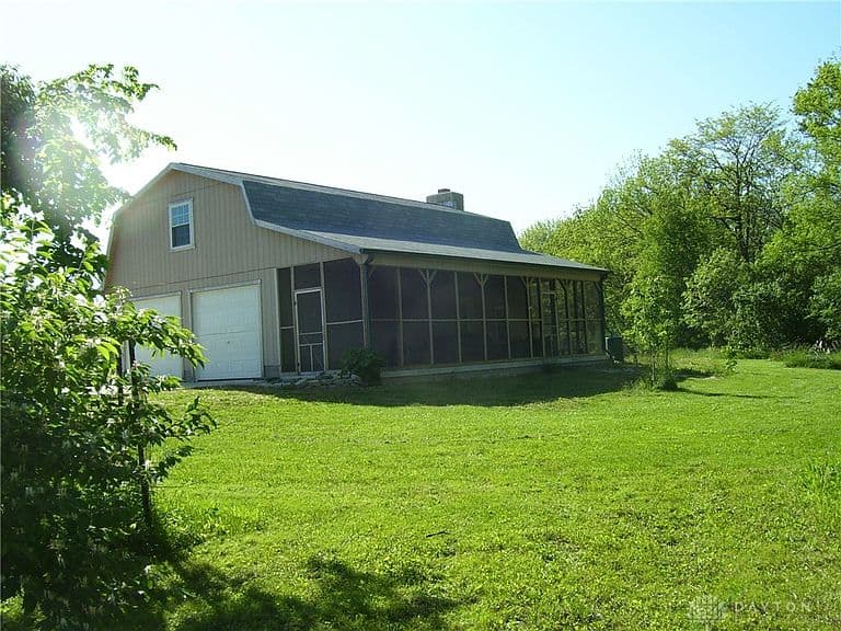 Listing photo