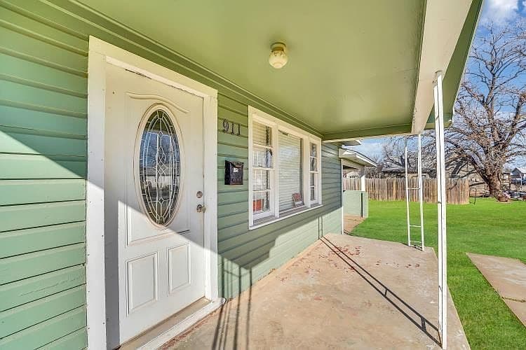 Listing photo 5