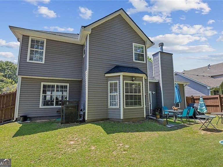 Listing photo 5