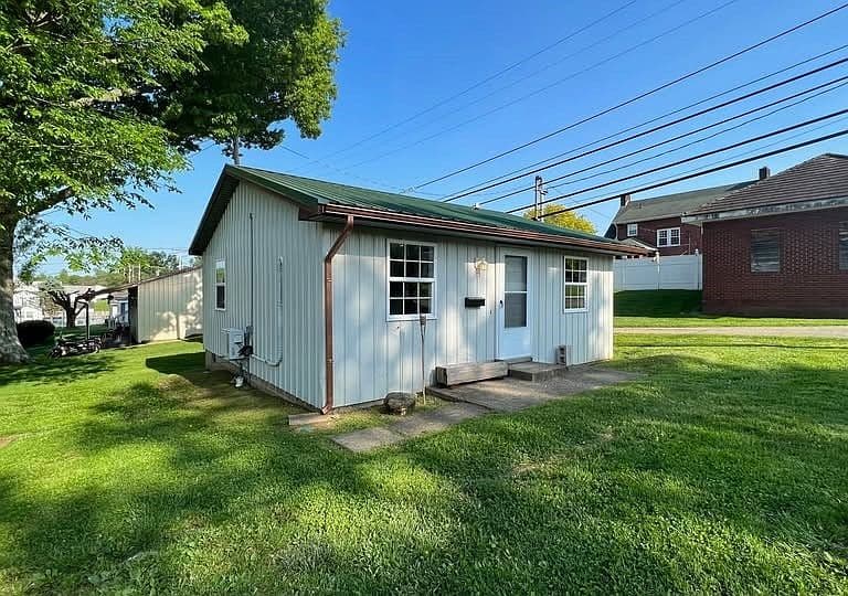 Listing photo 3