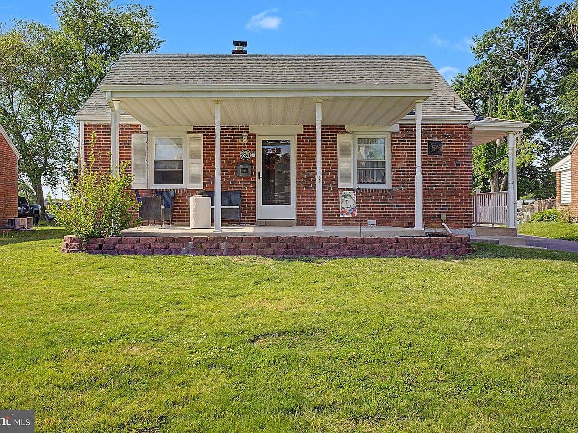 Primary listing photo