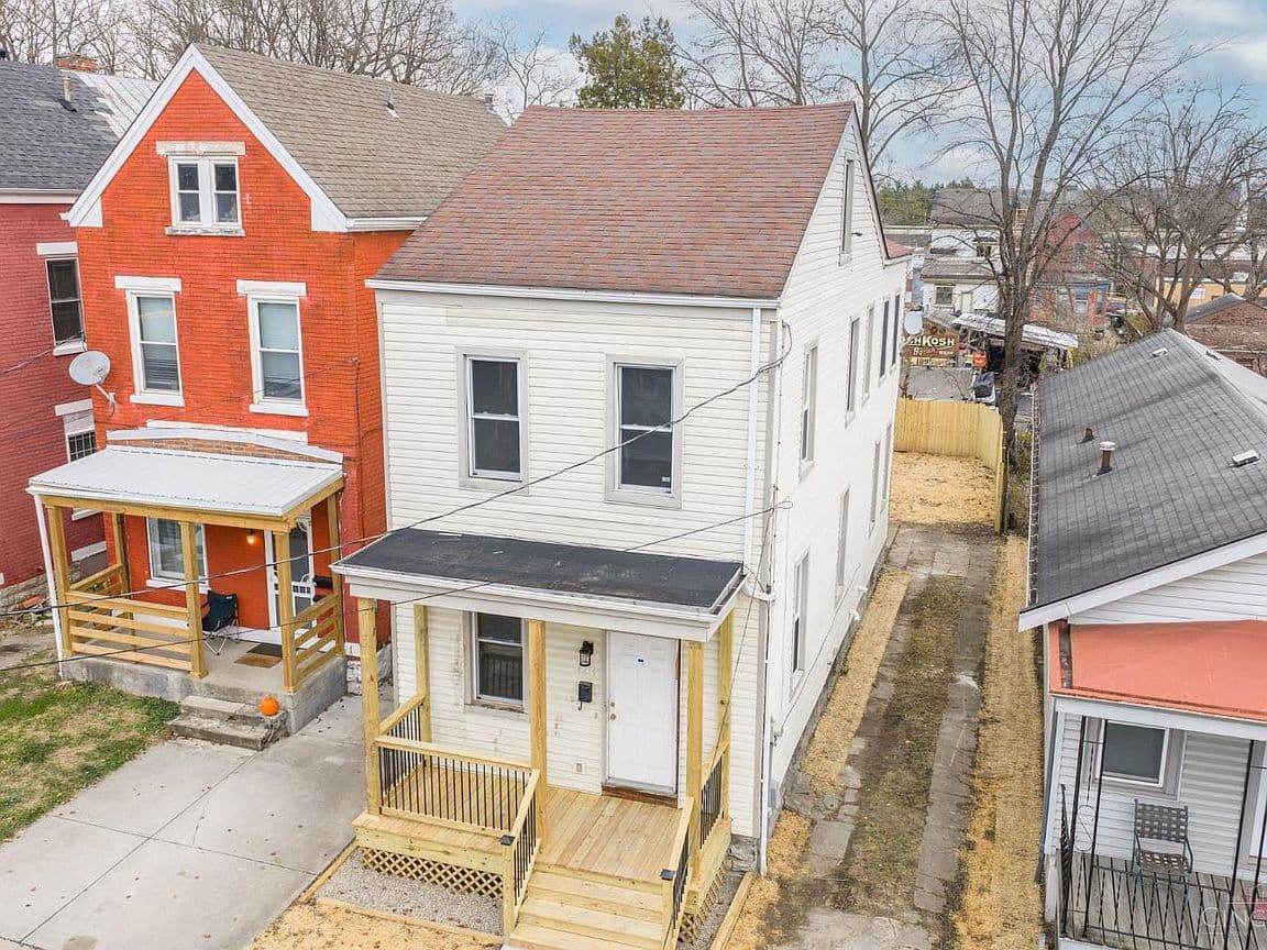 Primary listing photo