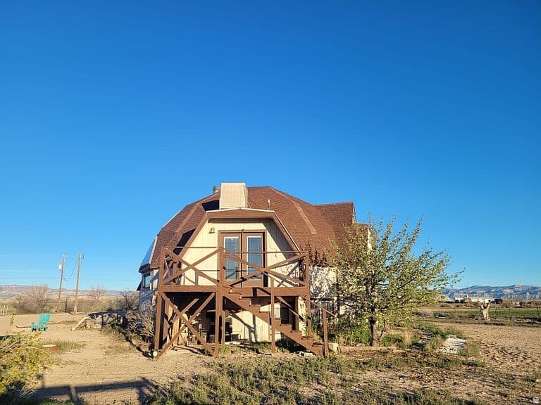 Listing photo
