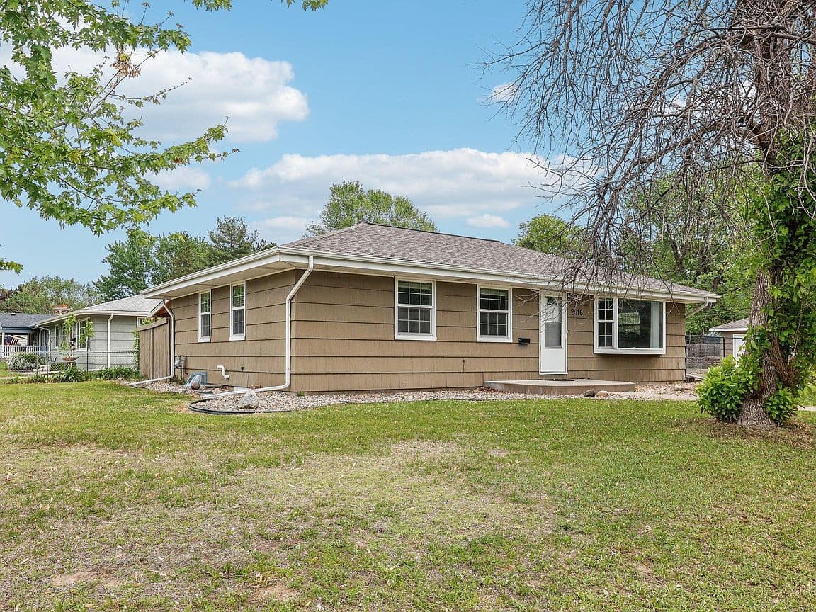 Primary listing photo