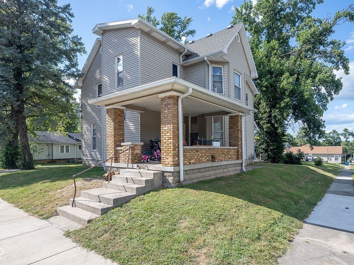 Primary listing photo