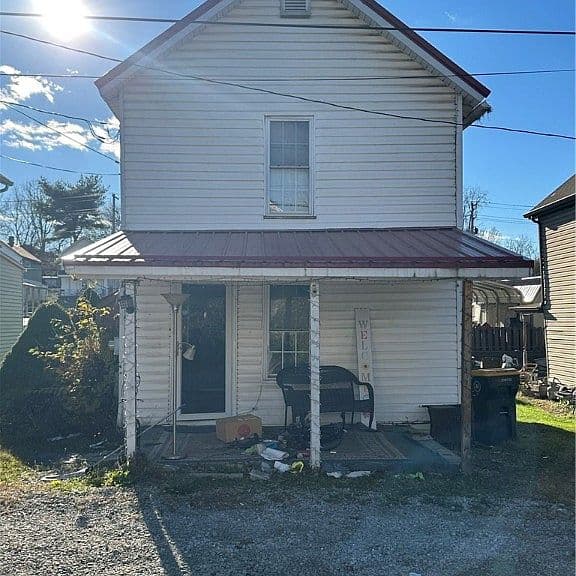 Listing photo 2