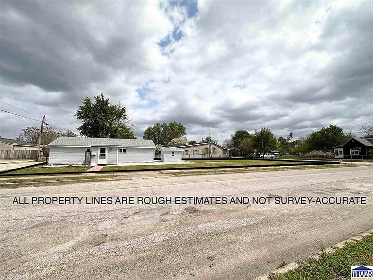Listing photo 4