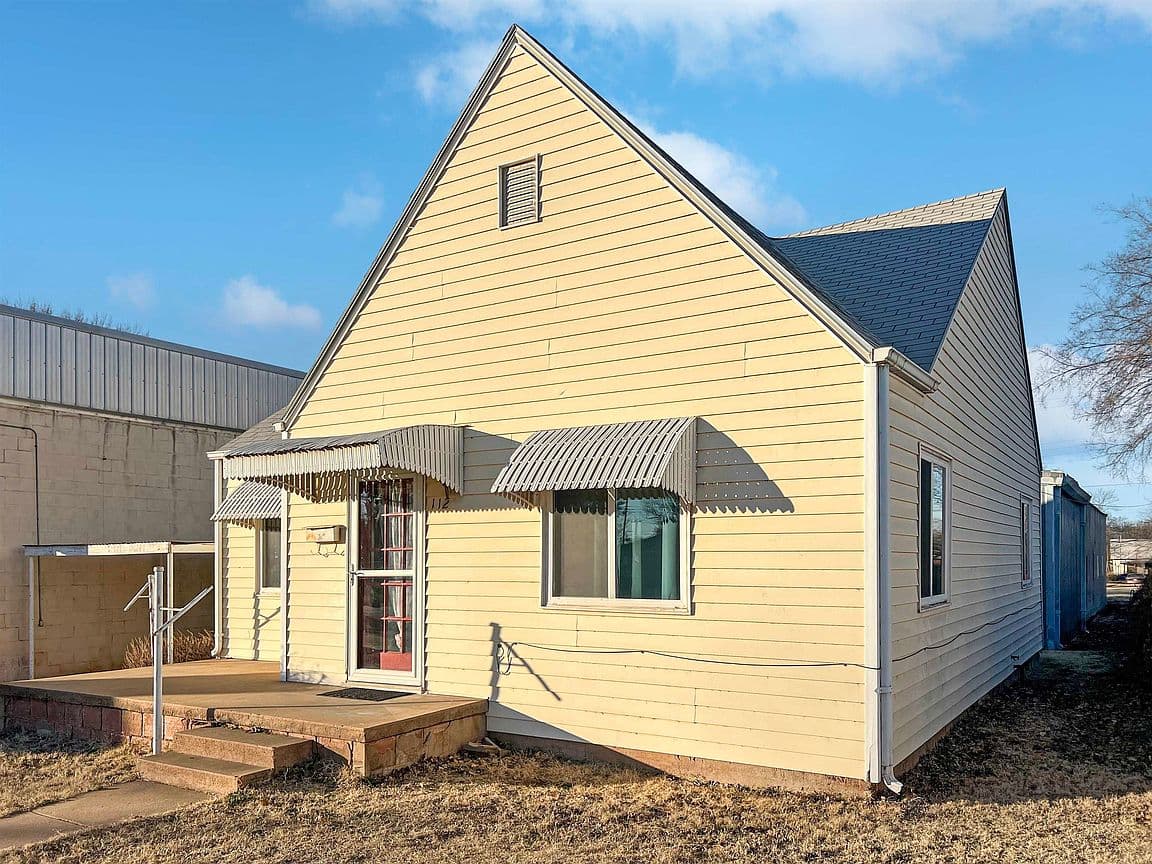 Primary listing photo