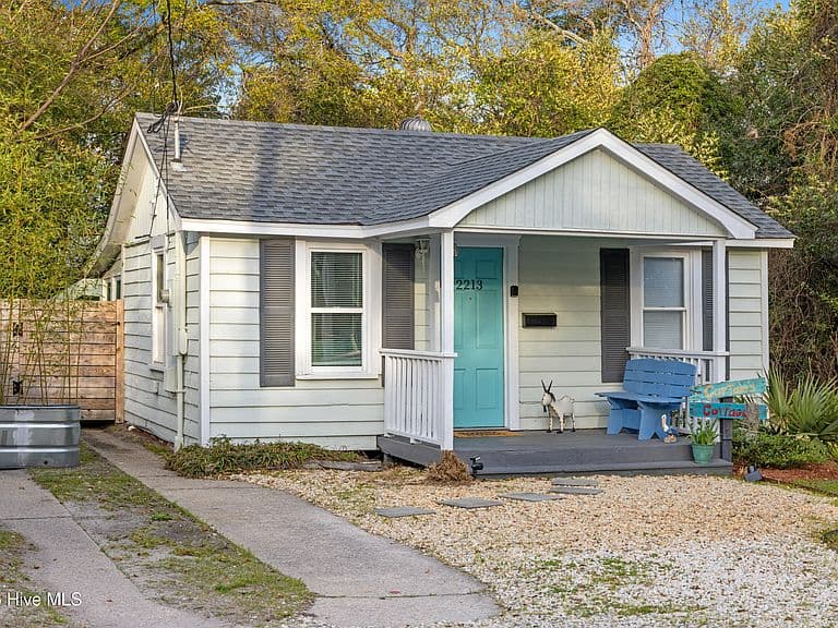 Listing photo 4