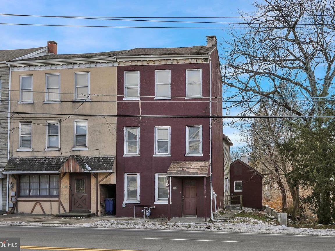 Primary listing photo
