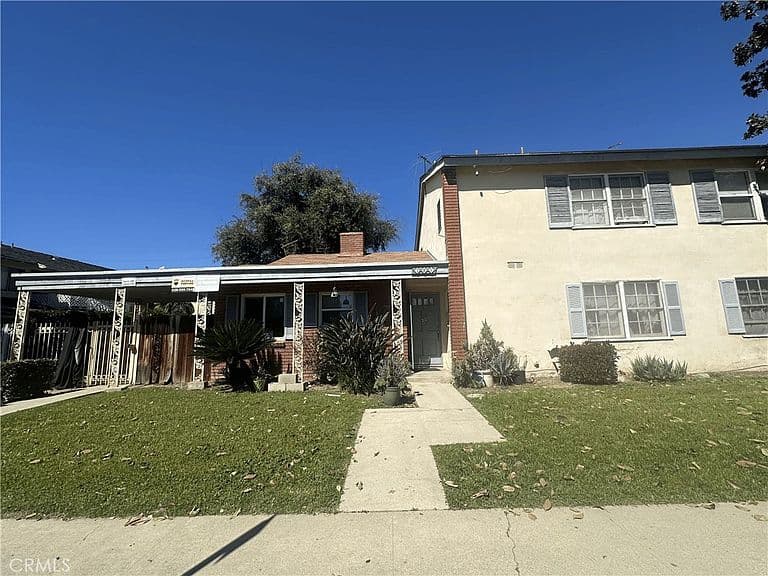 Listing photo 3