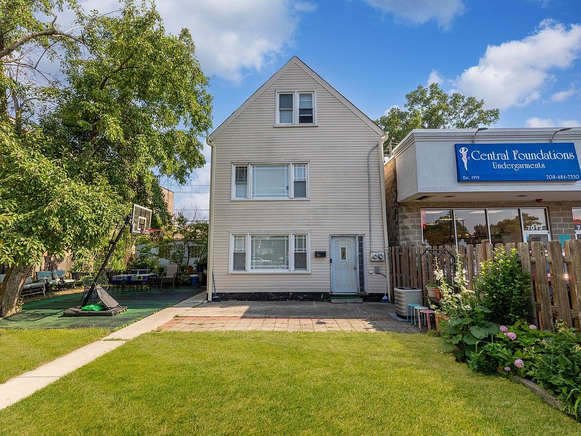 Primary listing photo