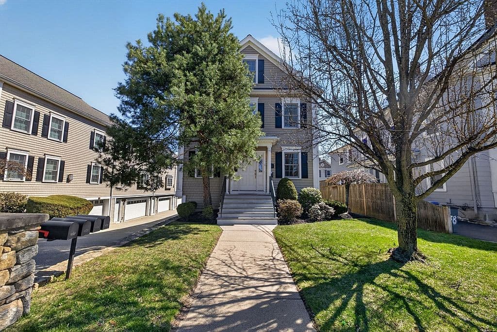 Primary listing photo