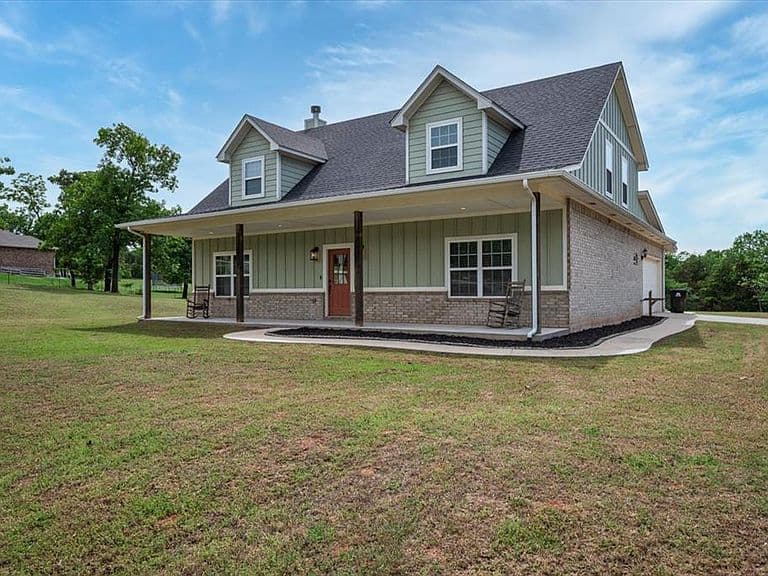 Listing photo 4