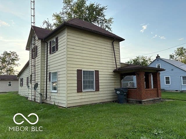 Listing photo 3
