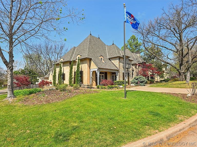 Listing photo 4