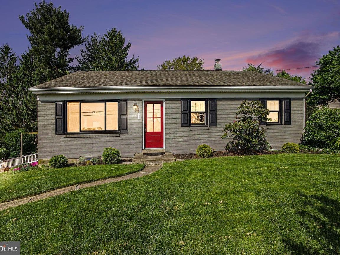 Primary listing photo