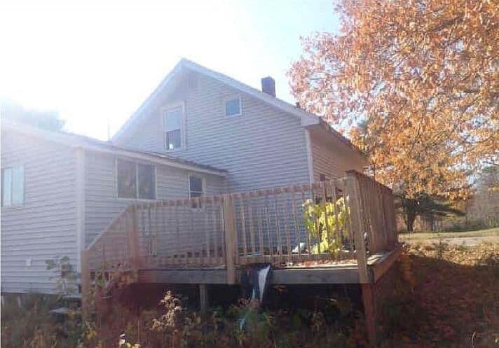 Listing photo 2