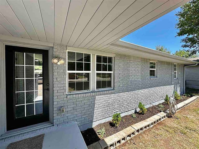 Listing photo 5